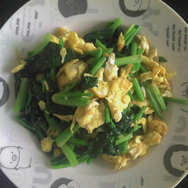 菠菜炒鸡蛋