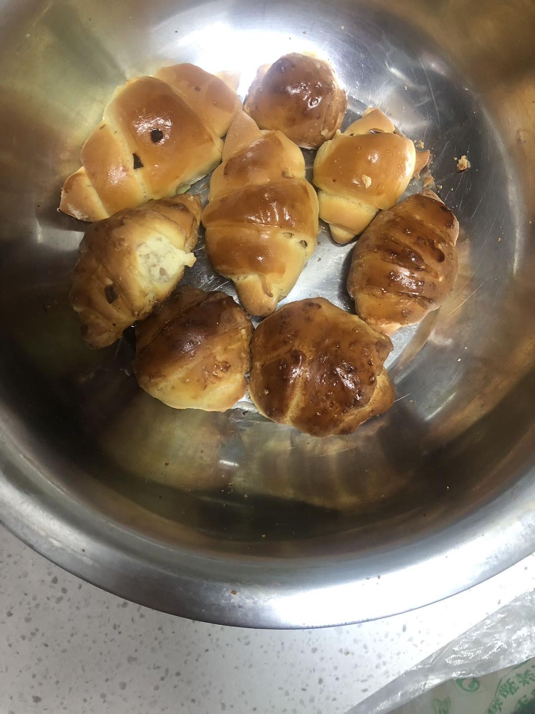 牛角包 超简单 中筋粉就行