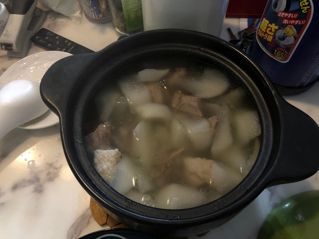 萝卜炖排骨-秋冬懒人汤