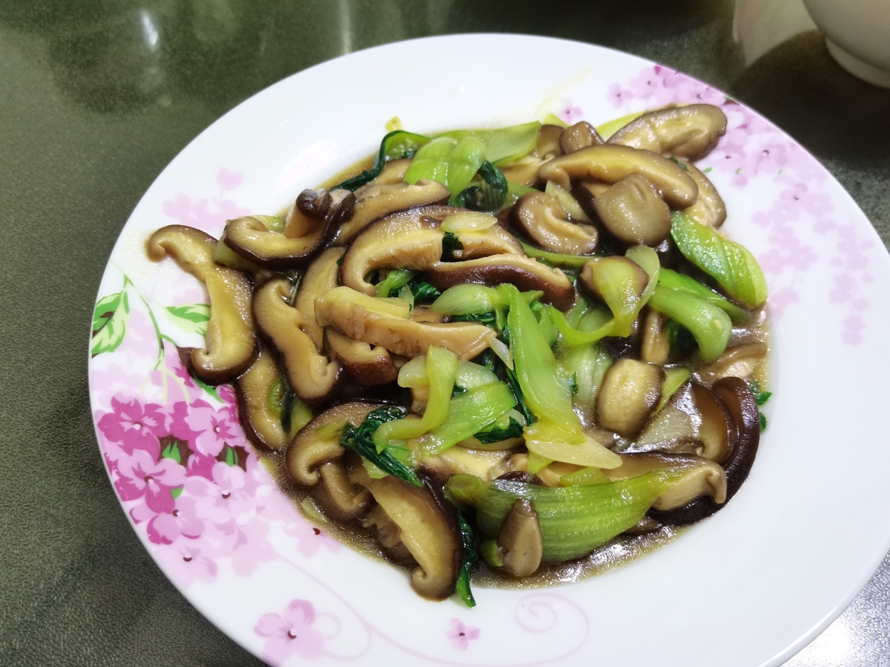 油菜炒香菇