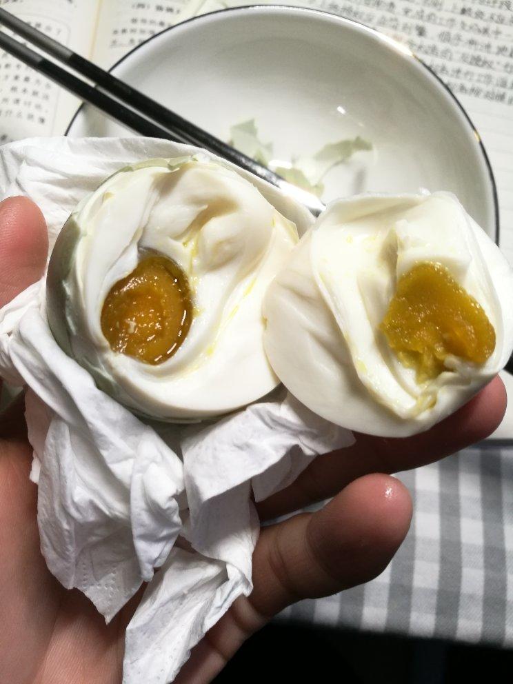 自制咸蛋： 100%出油起沙的咸蛋