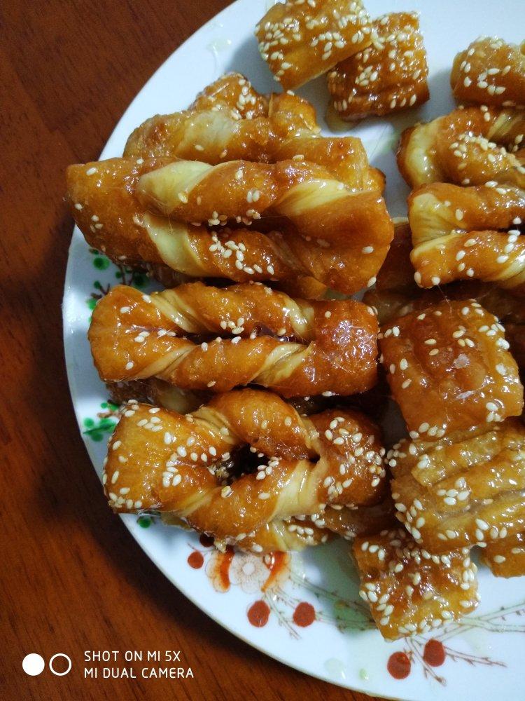 蜜三刀-味道香甜绵软，芝麻香味浓厚