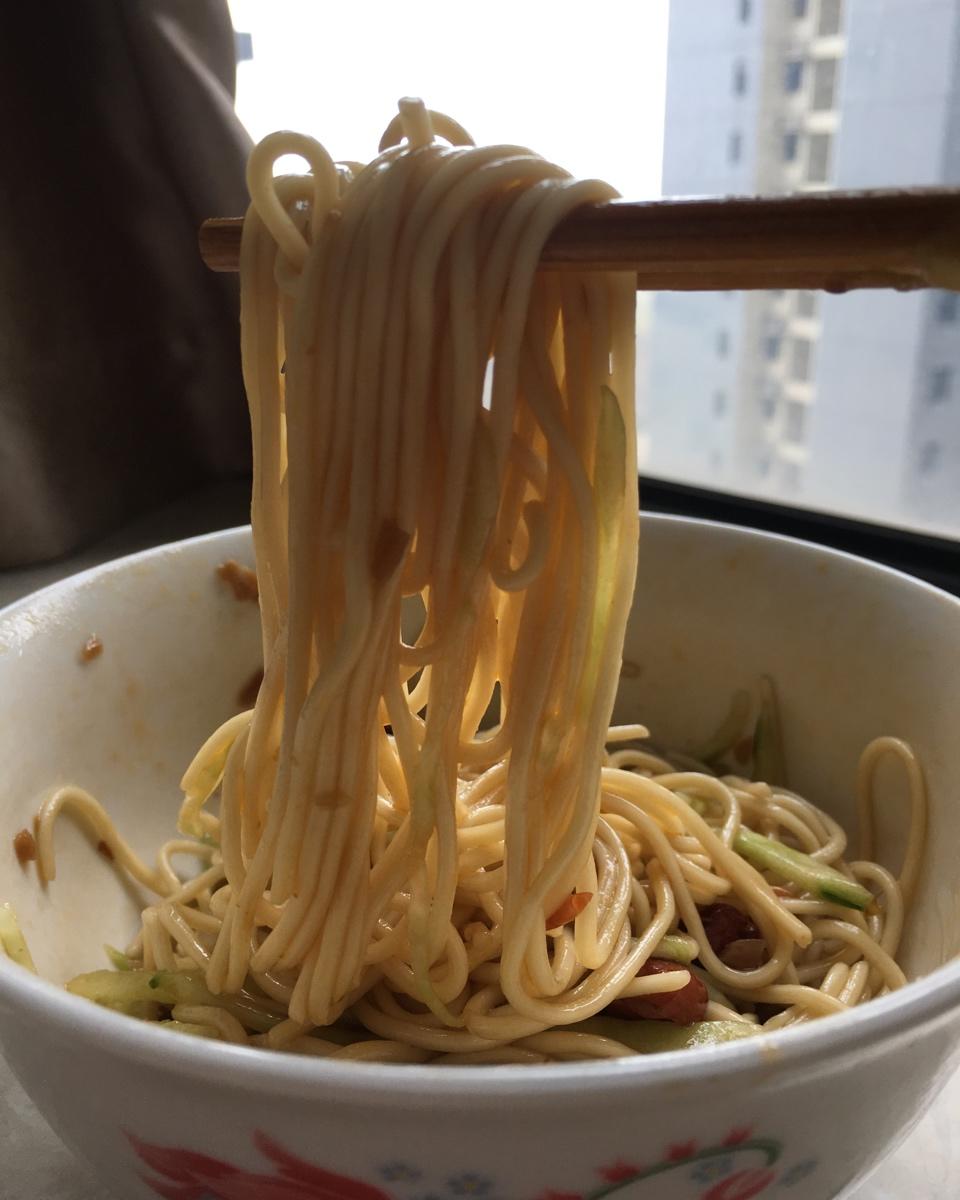 姥姥的爽口凉面！（干拌挂面）