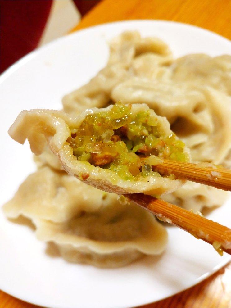 妈妈的手艺,过年必吃的萝卜粉条馅饺子