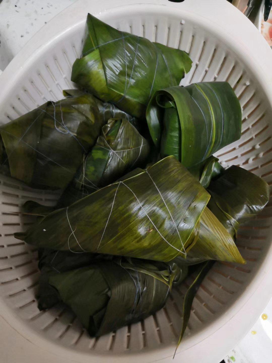 史上最详细粽子教程——蛋黄肉粽、八宝粽，全都教给你！