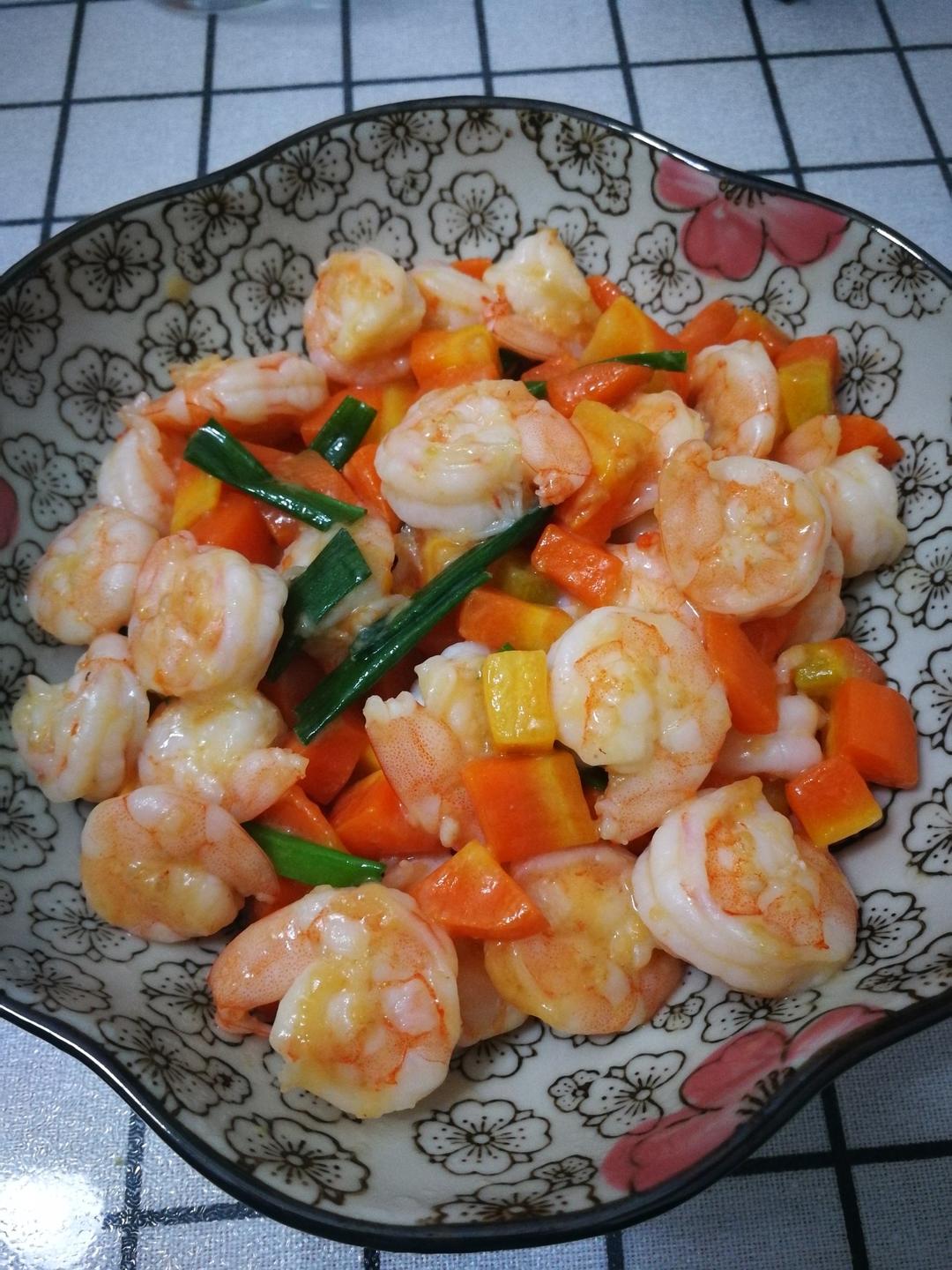 三色炒虾仁