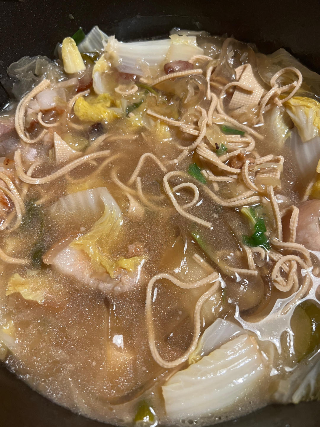 五花肉炖酸菜