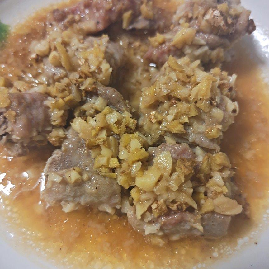 排骨怎么蒸才嫩？第一步先焯水就错了，记住这个窍门排骨嫩滑多汁