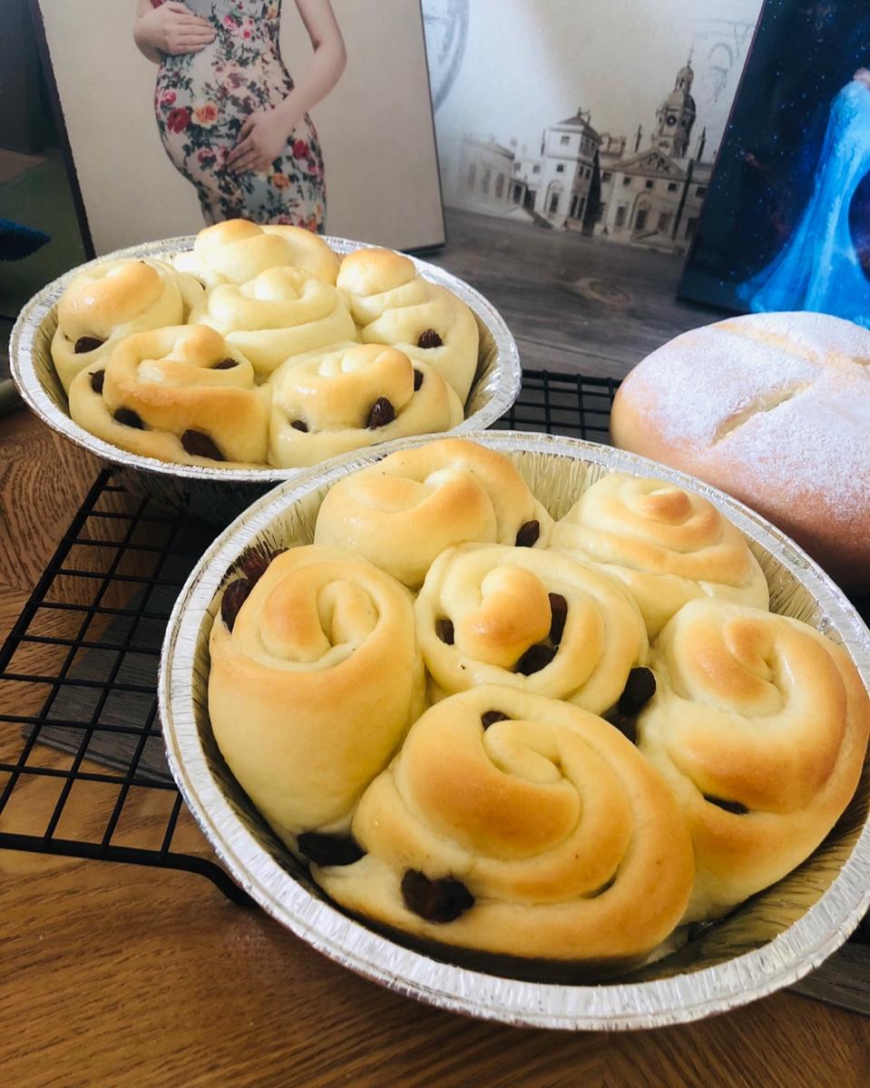 蜂蜜红提牛奶小面包
