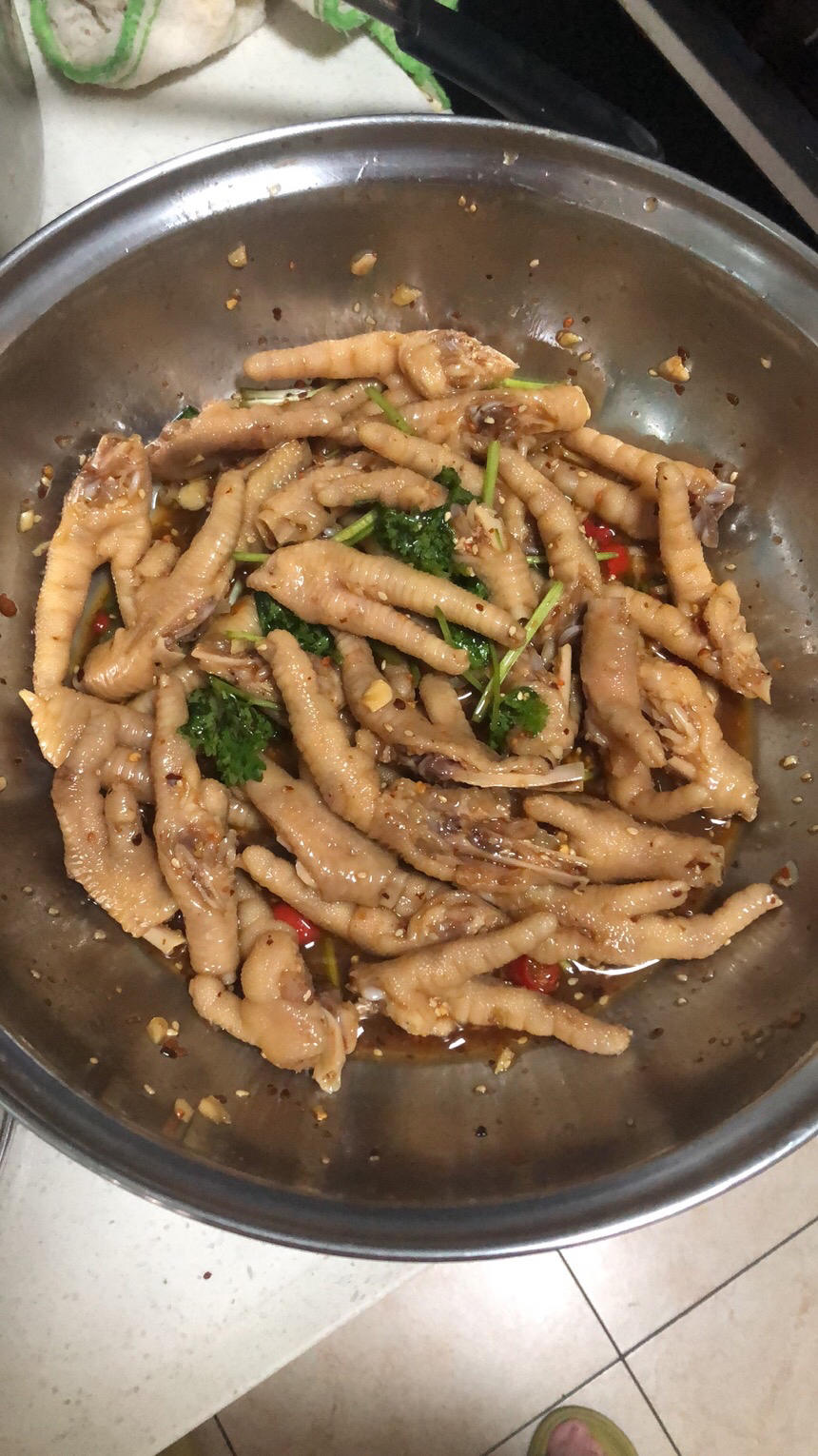 好吃到跺脚‼️蒜香酸辣无骨鸡爪～酸辣开胃