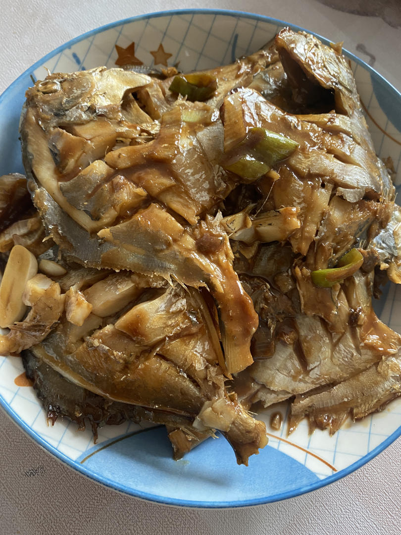家常红烧晶鱼