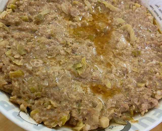 广式榨菜蒸肉饼