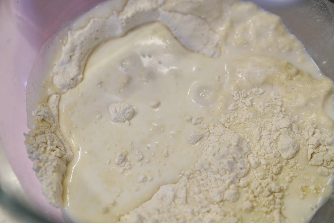 纯奶手撕吐司的做法 步骤1