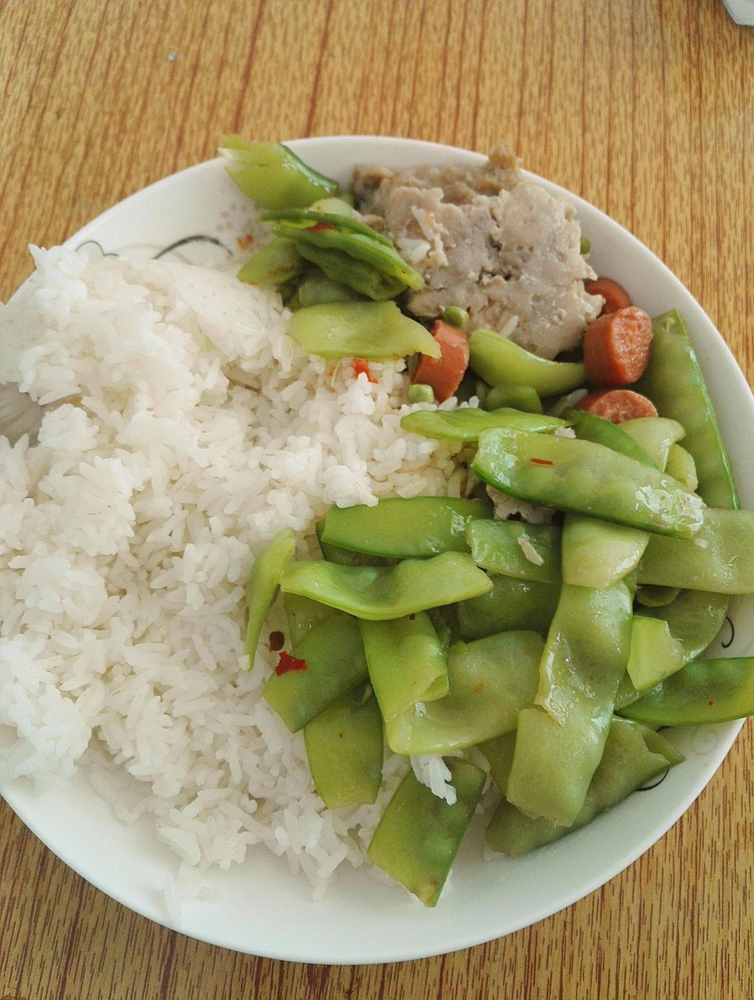 荷兰豆炒肉