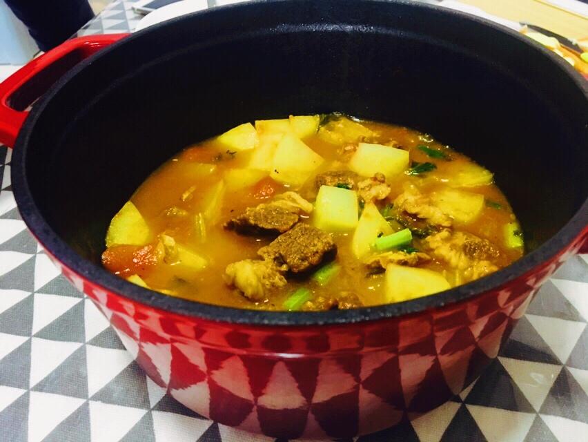 番茄土豆炖牛腩