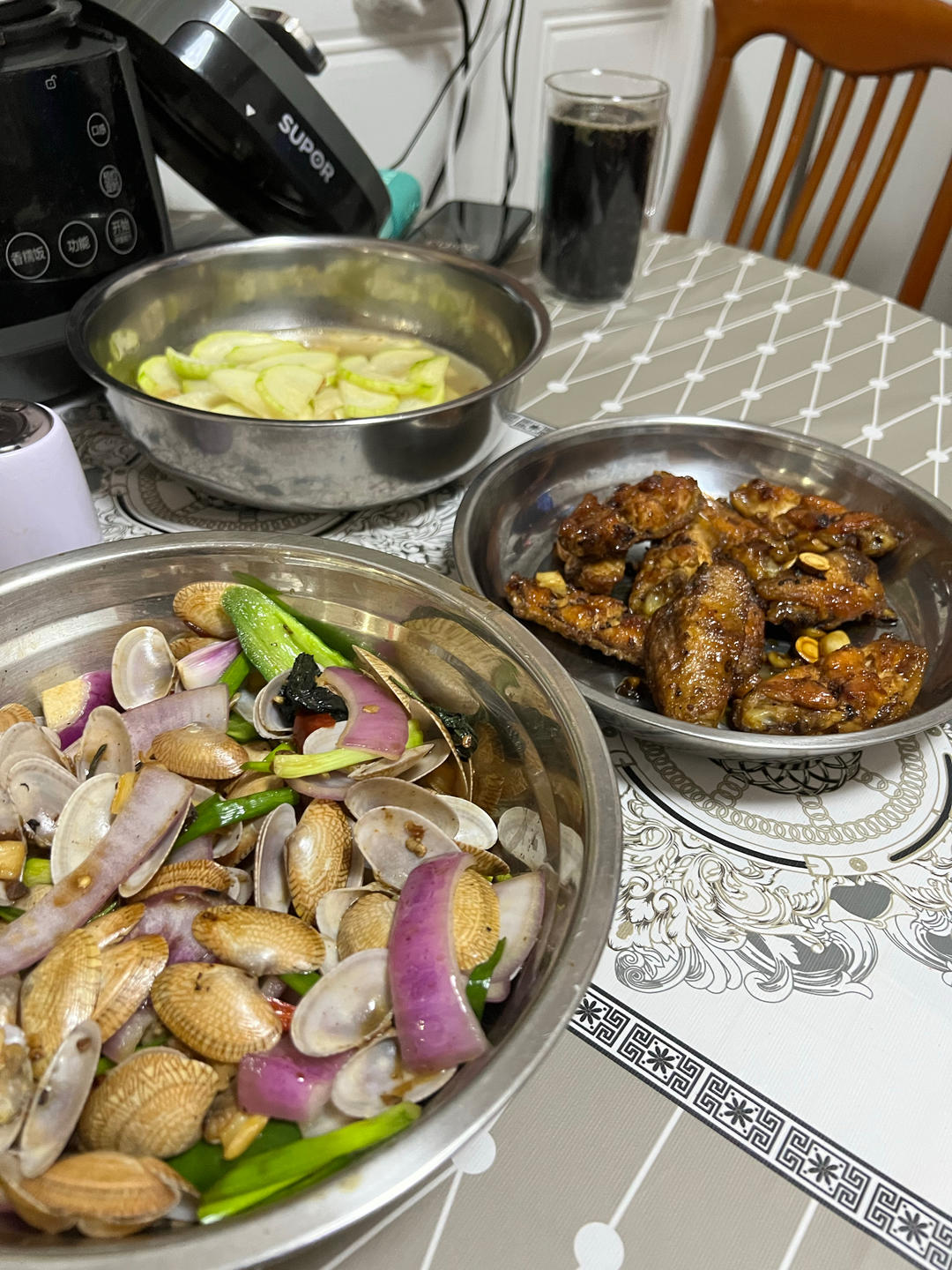 紫苏炒花甲