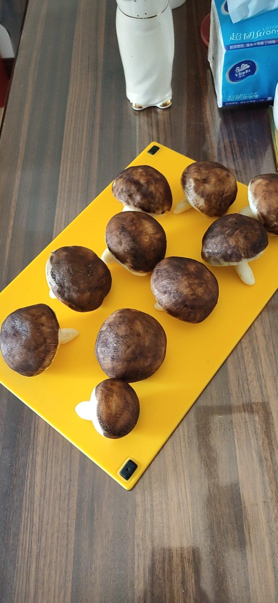 魔法银兔做的造型馒头蘑菇