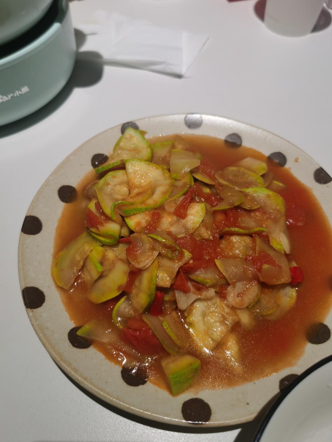 西红柿炒西葫芦