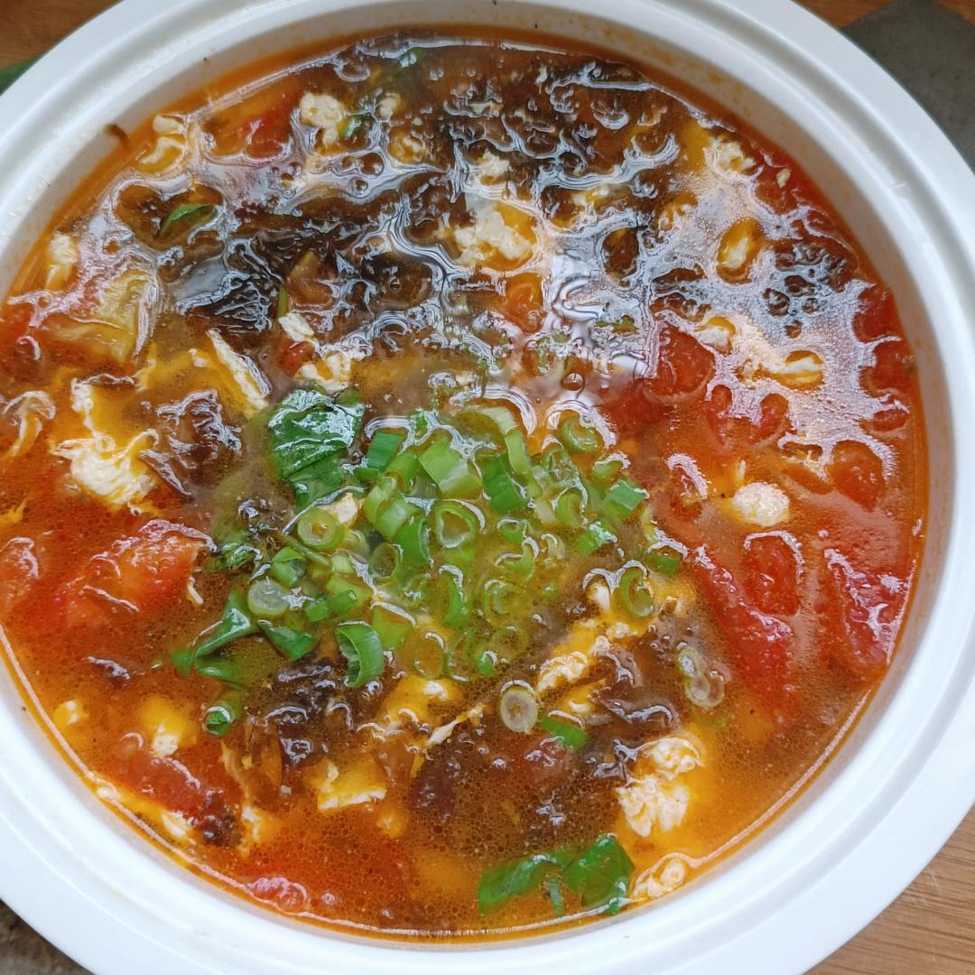 【跟我做不会错】简单又好喝的西红柿鸡蛋汤，家常又营养哦