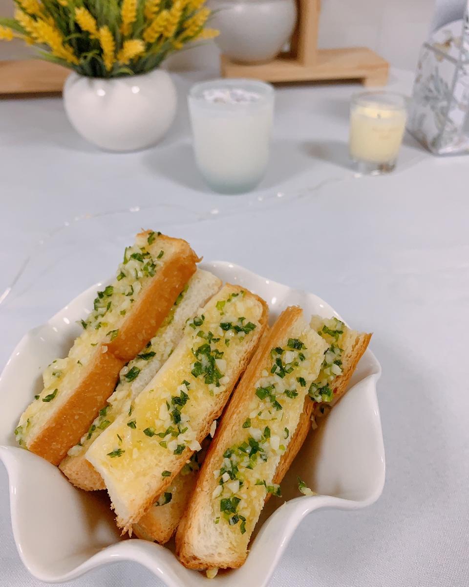 香蒜面包条