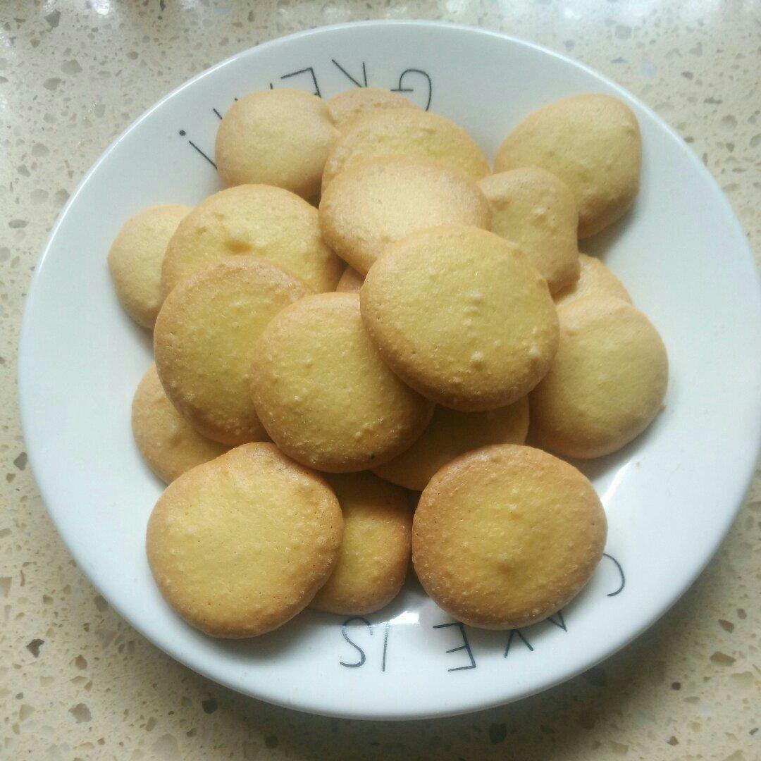 鸡蛋小饼干