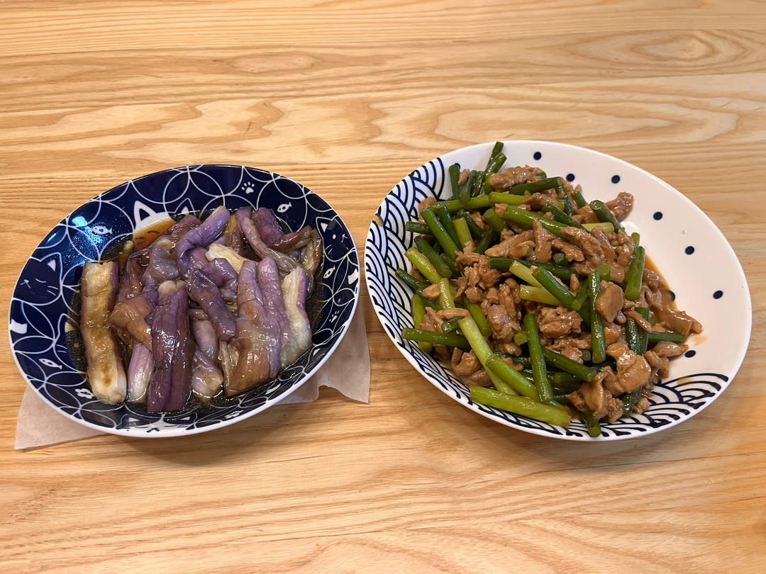 蒜苔炒肉丝
