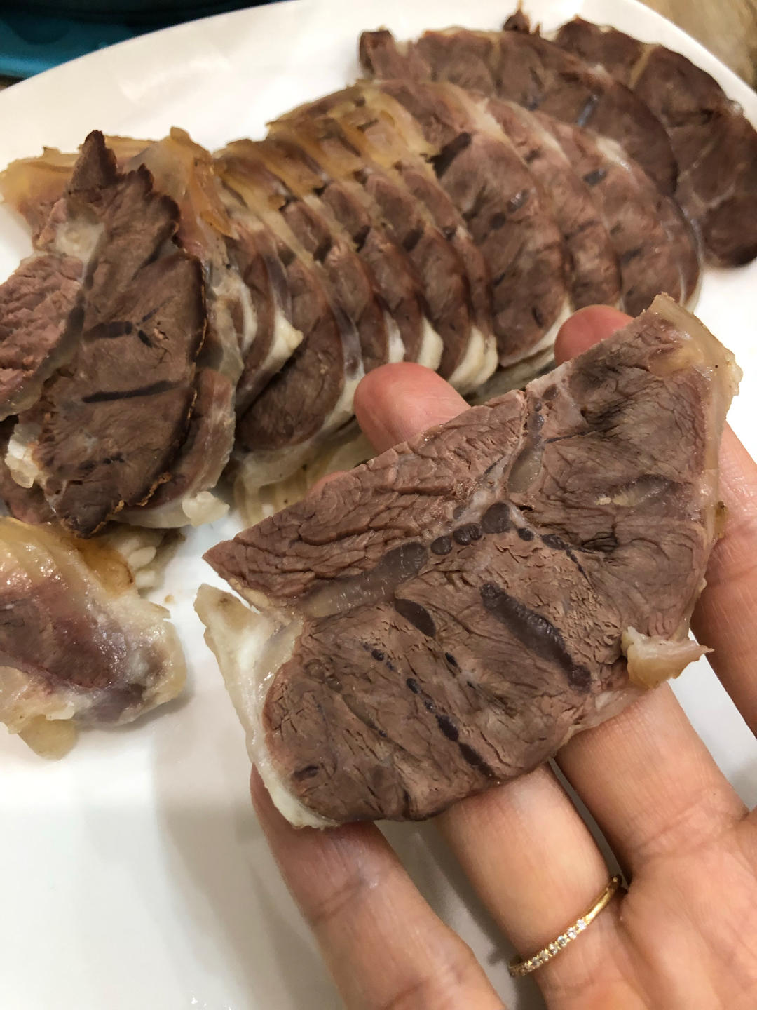 云南回民传统美食牛肉冷片