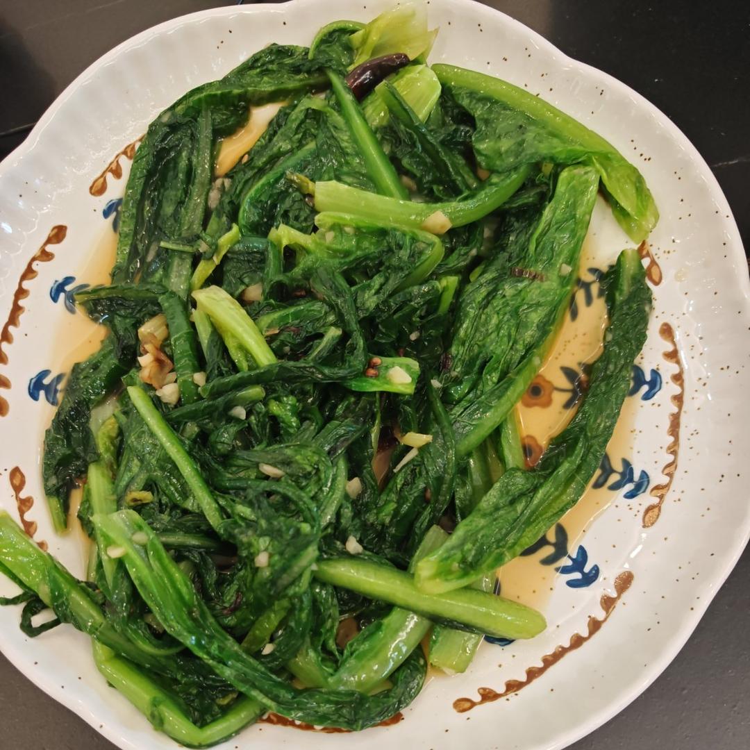 清炒油麦菜