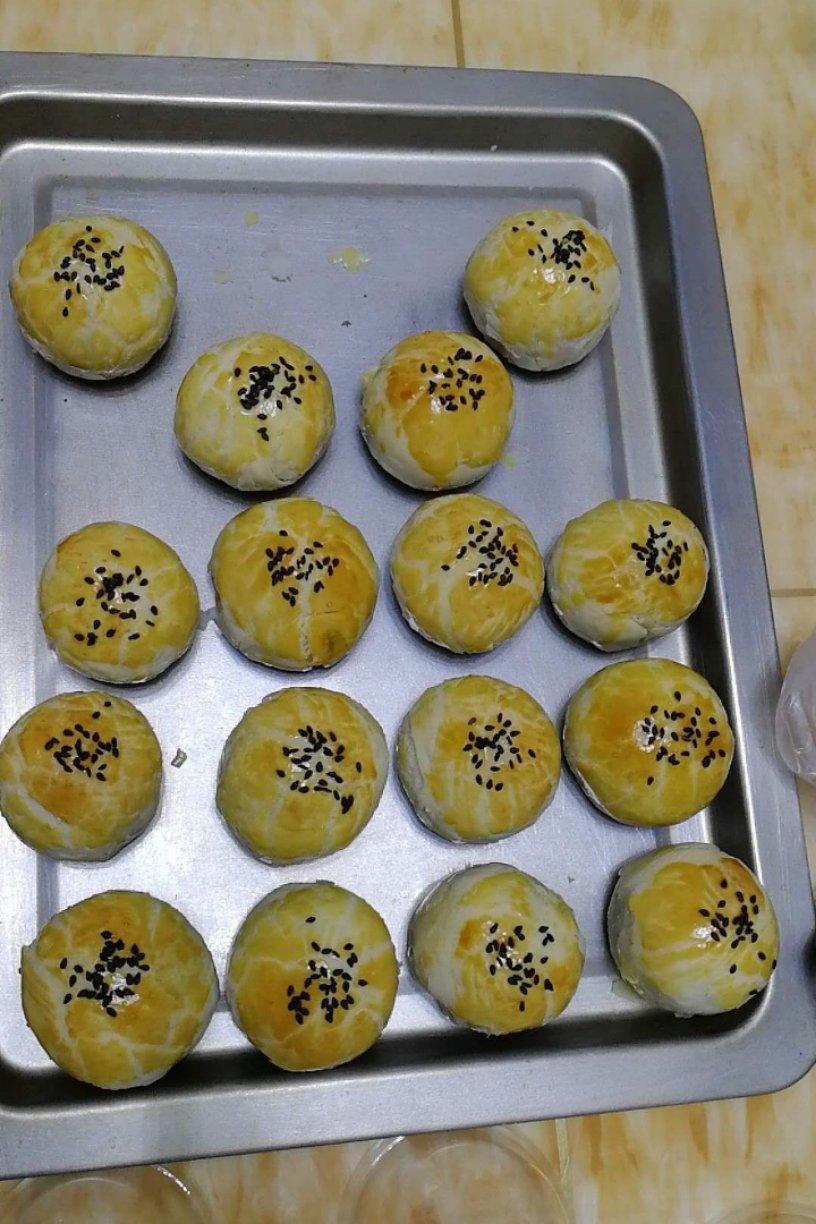 蛋黄酥酥酥（超级奶香黄油版）