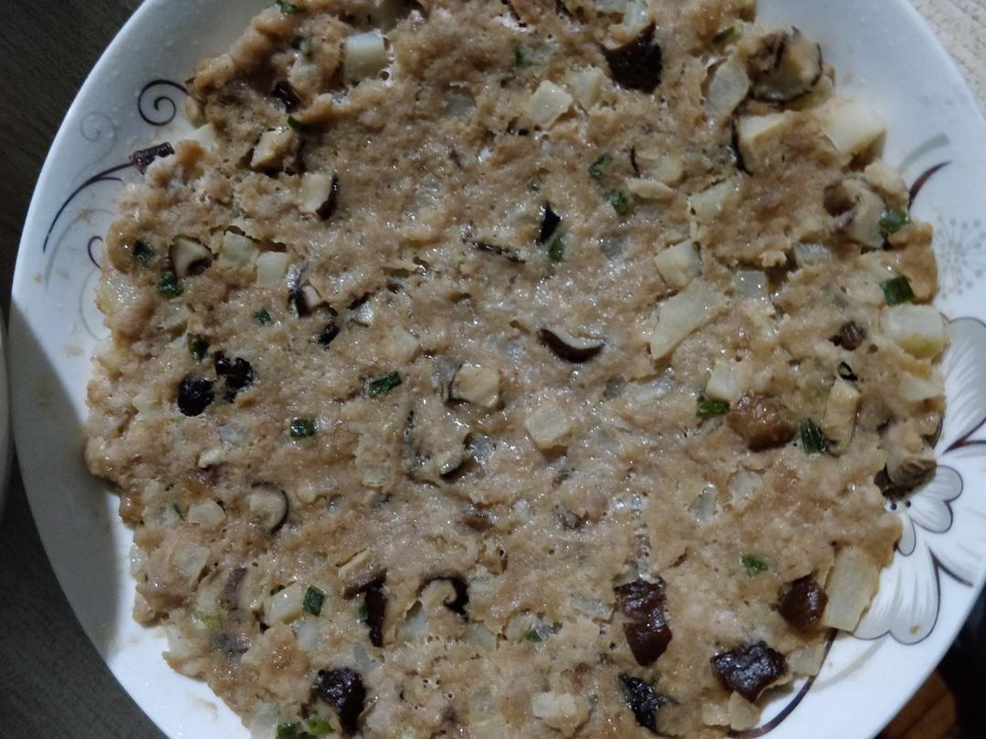 马蹄鲜菇蒸肉饼