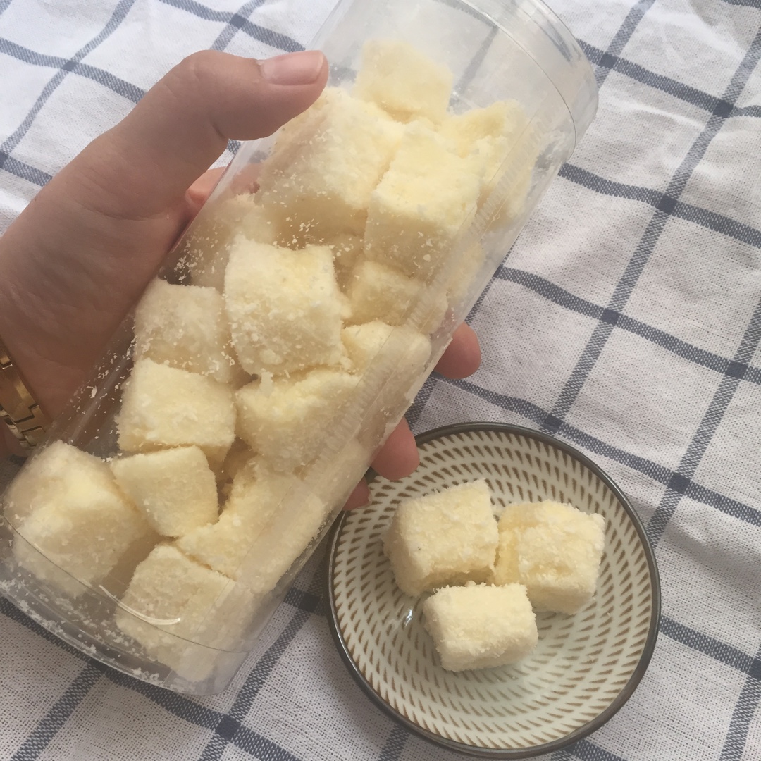 椰蓉牛奶小方