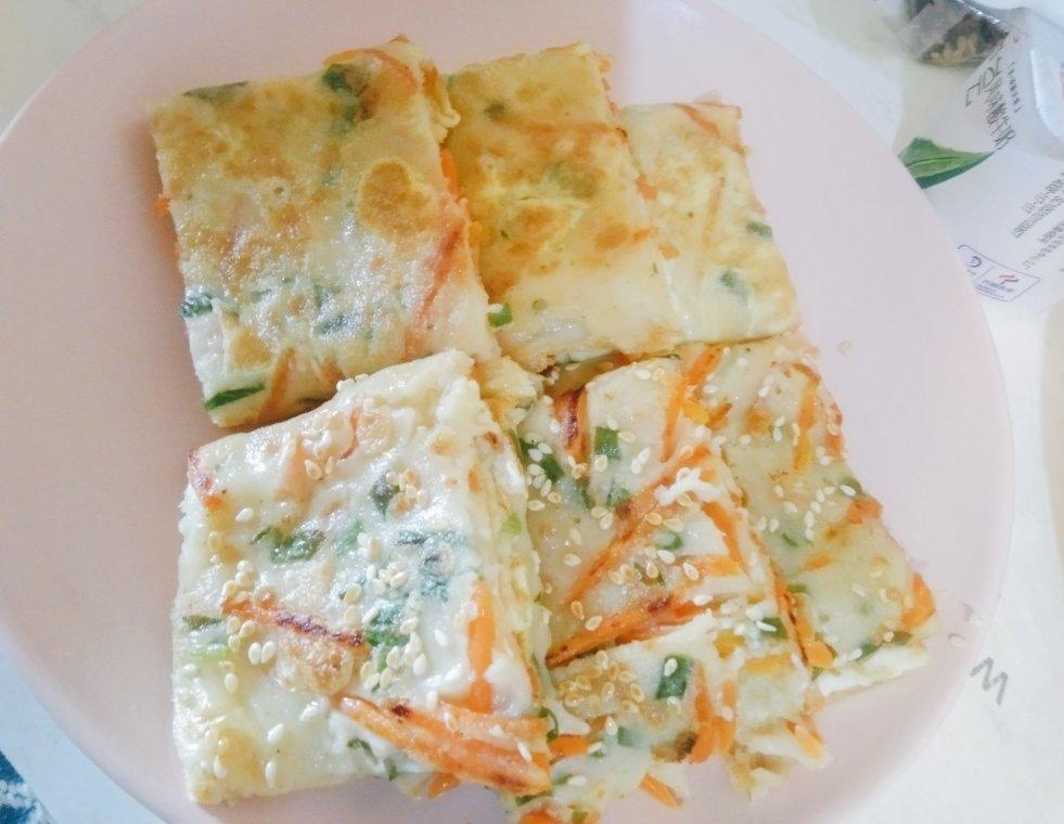 葱花胡萝卜鸡蛋饼