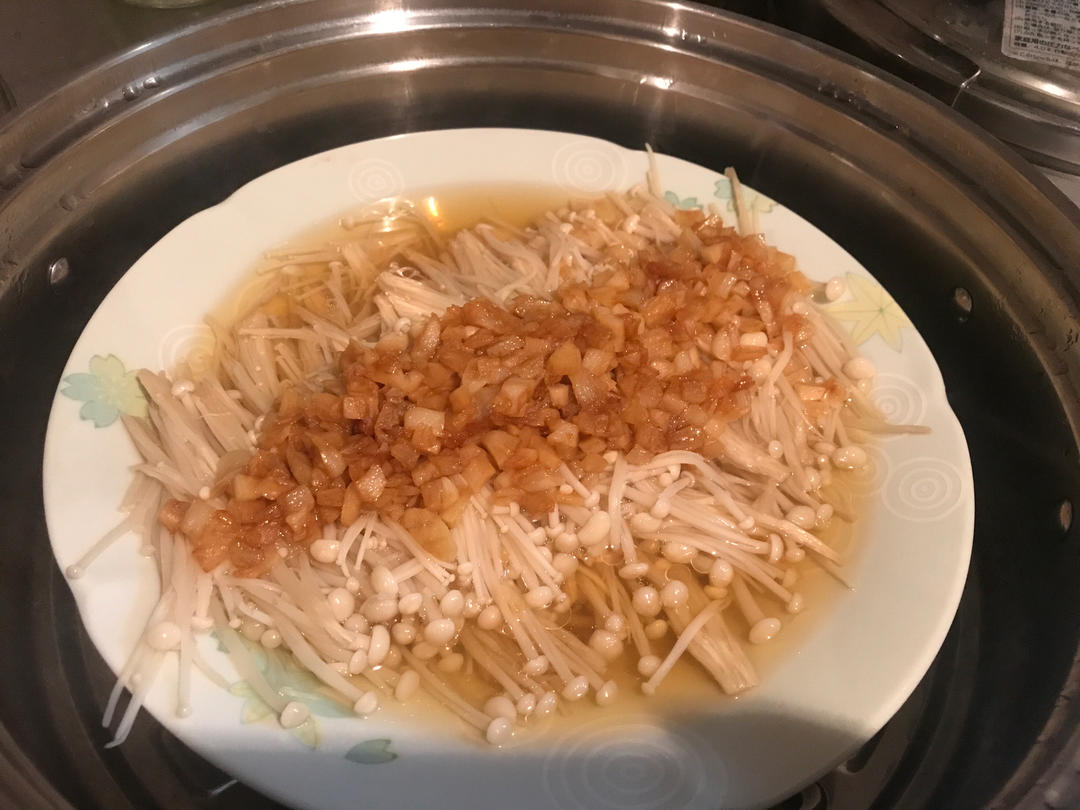 蒜蓉蒸金针菇