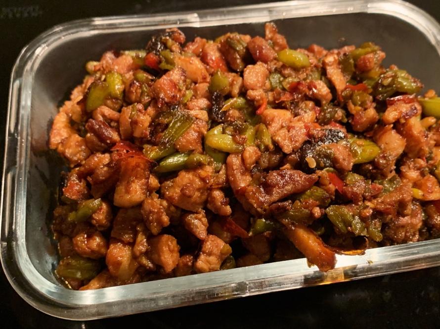 肉沫豆角下饭菜