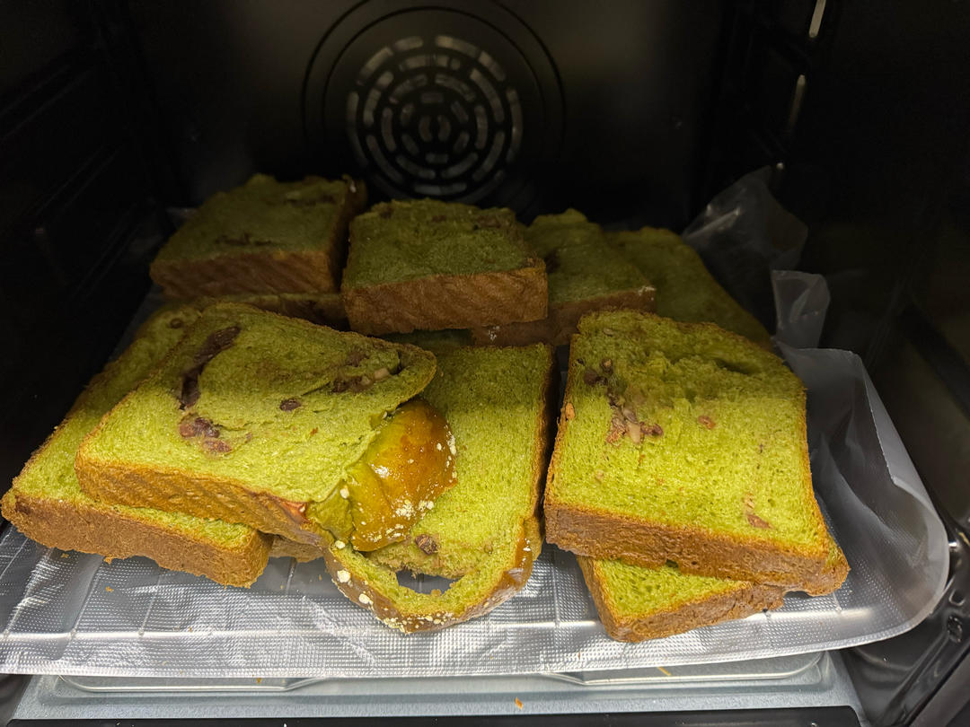 70%中种斑斓椰浆吐司