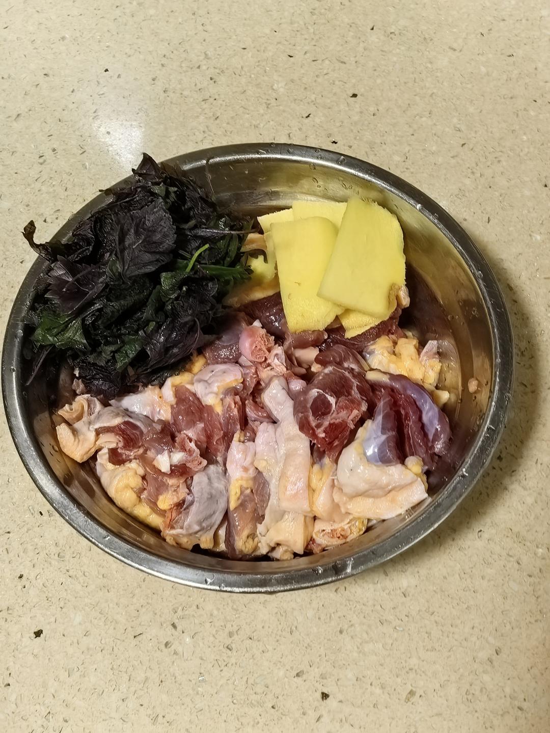 生燜紫蘇鴨的做法 步驟1