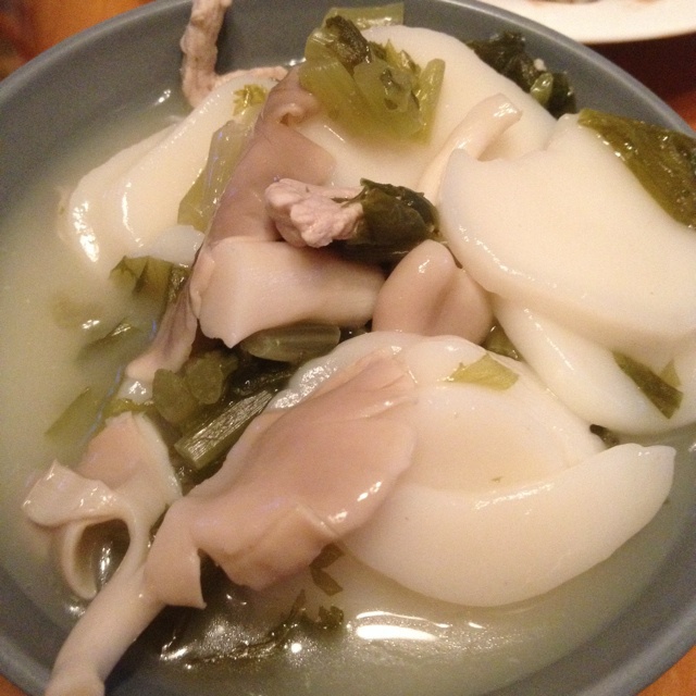 雪菜肉丝年糕汤
