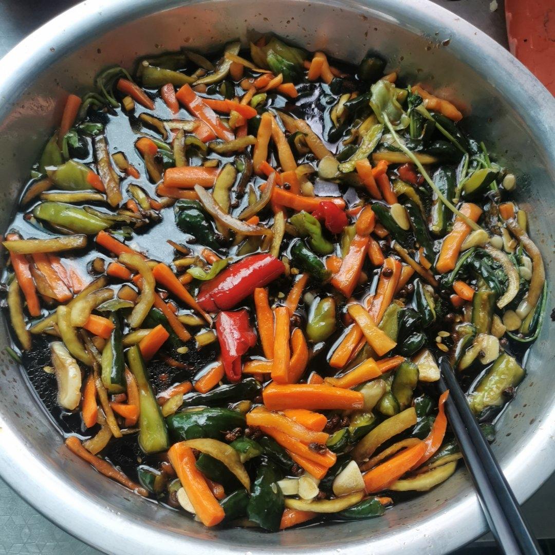 腌黄瓜（非常好吃的咸菜）