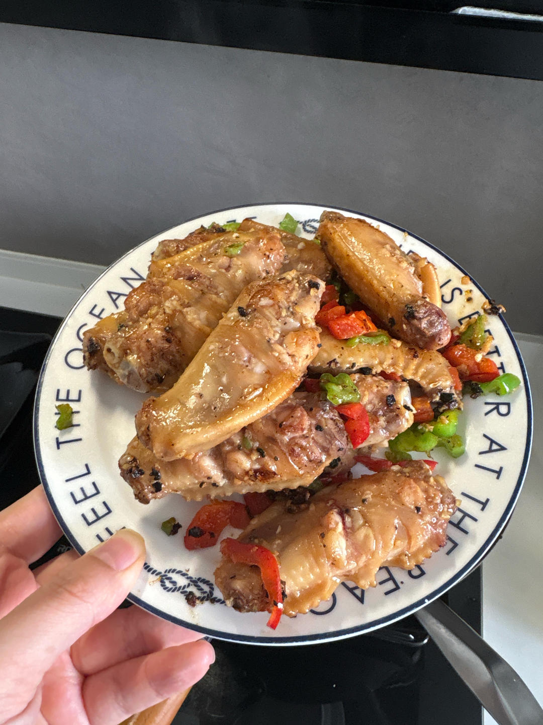 蒜香鸡翅，这才是鸡翅最好吃的做法