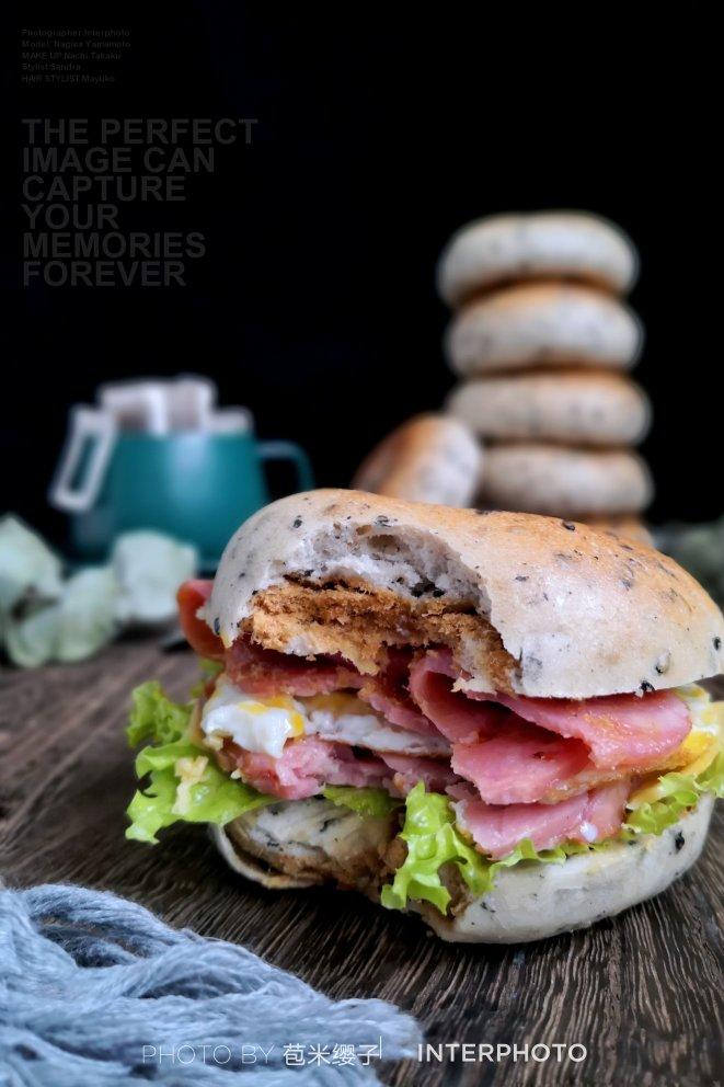 黑芝麻全麦贝果