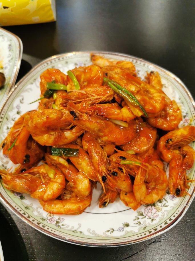 10分钟快手❗️油焖大虾好吃到舔盘，巨简单