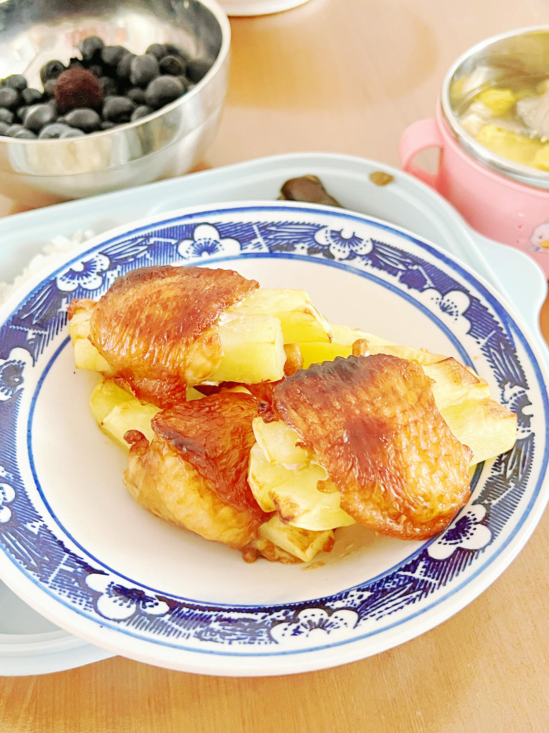 超健康的幼儿园薯骨鸡翅的做法