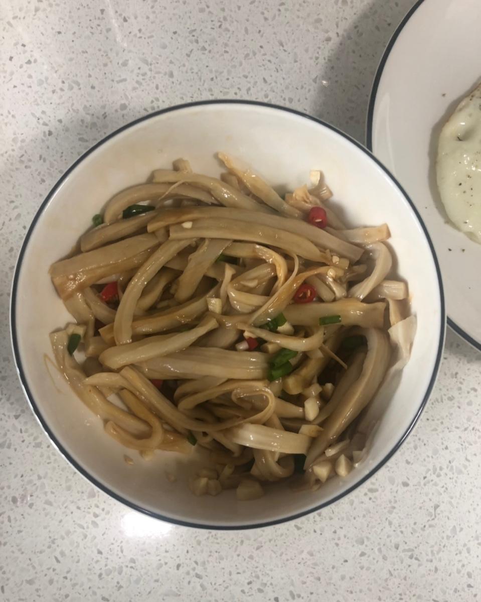 手撕杏鲍菇