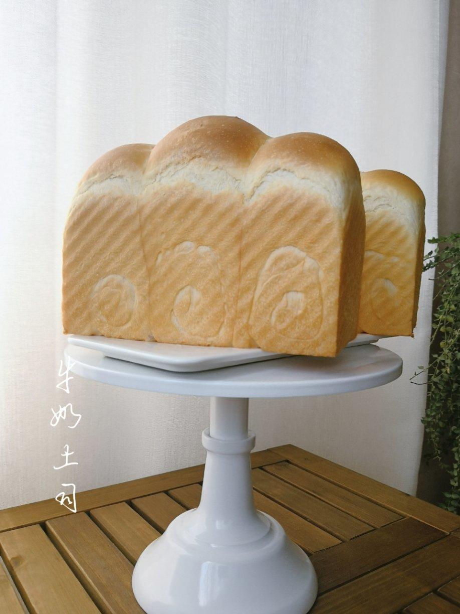 牛奶吐司（附详细步骤图）