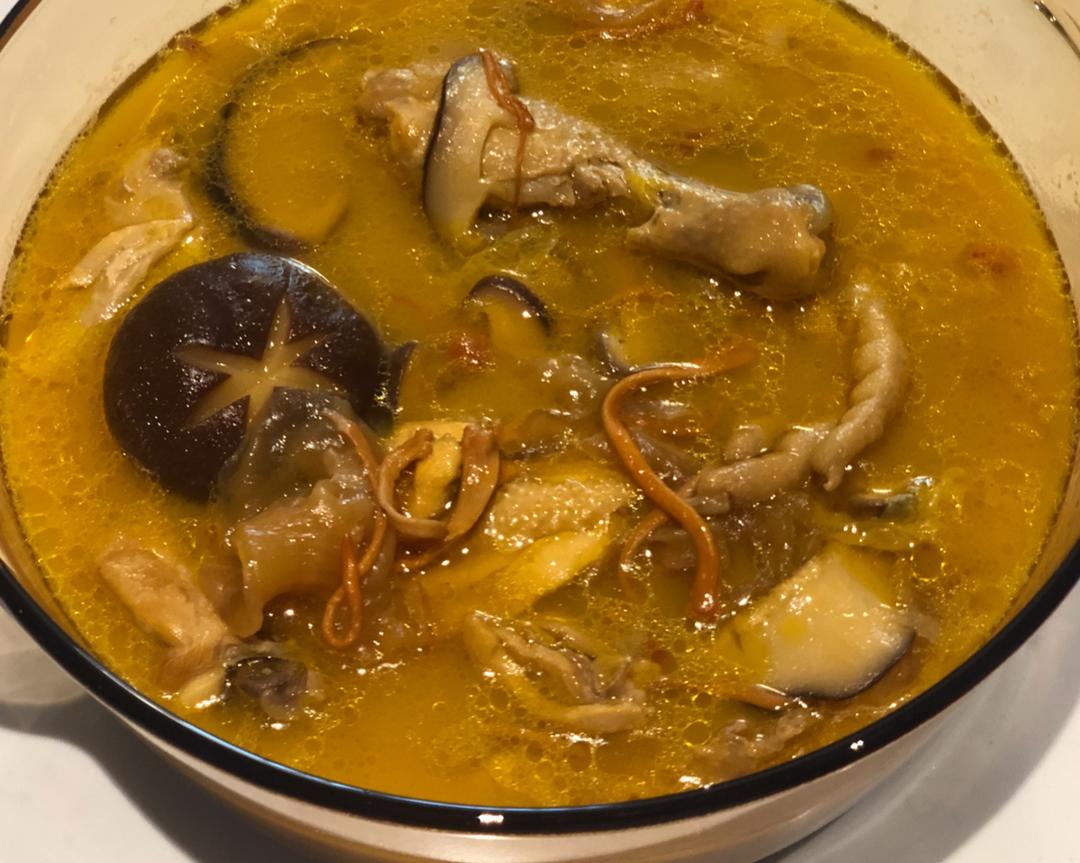 金汤花胶鸡的做法