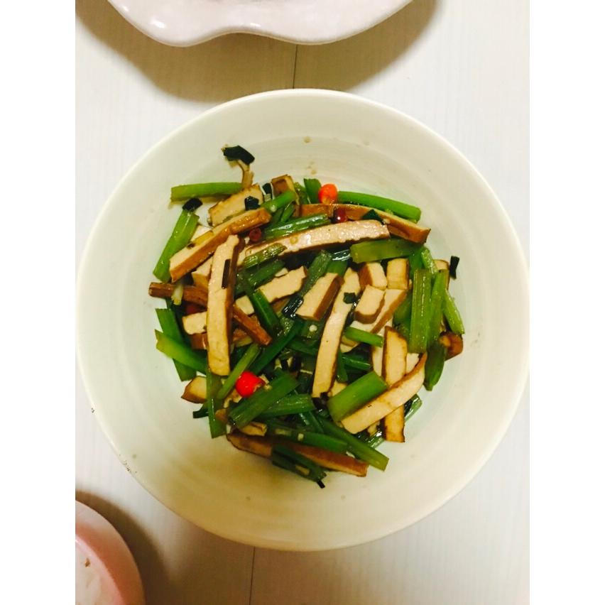 芹菜炒香干