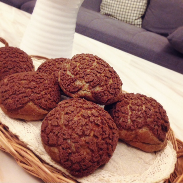 巧克力酥皮泡芙