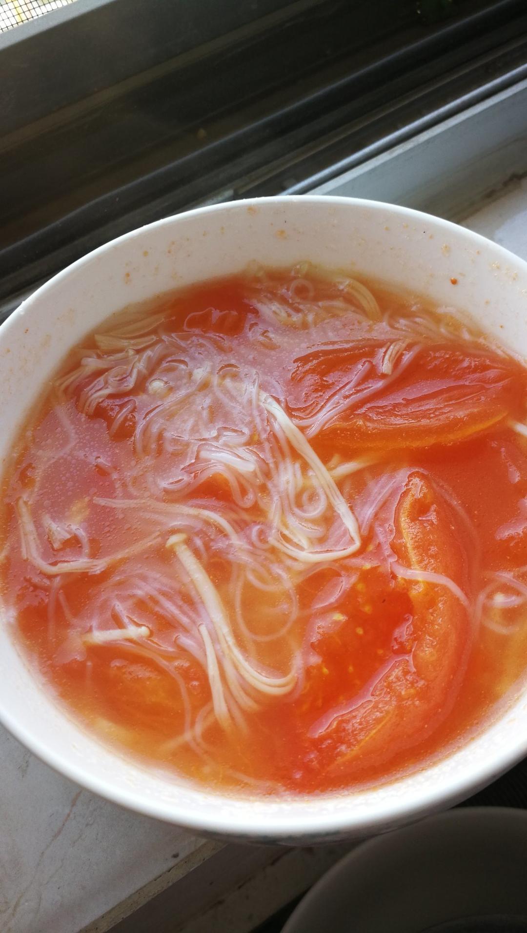 茄汁金针菇粉丝汤