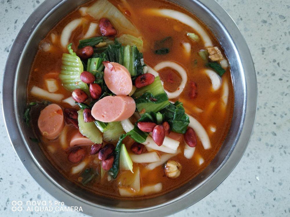 好吃到爆的酸辣土豆粉