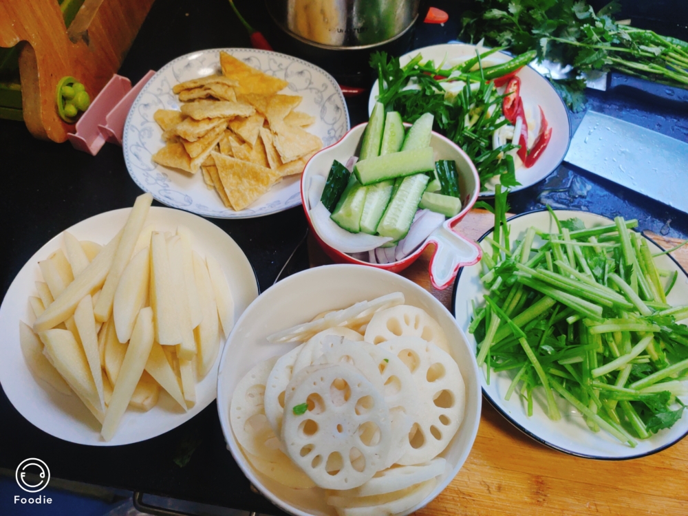 好吃不贵的在家都能做大菜-干锅虾的做法 步骤2